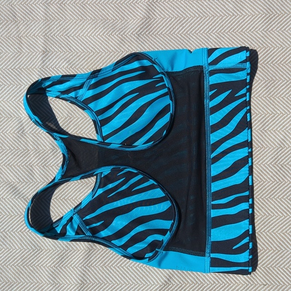 Nike blue and black sports bra size small - Picture 8 of 8